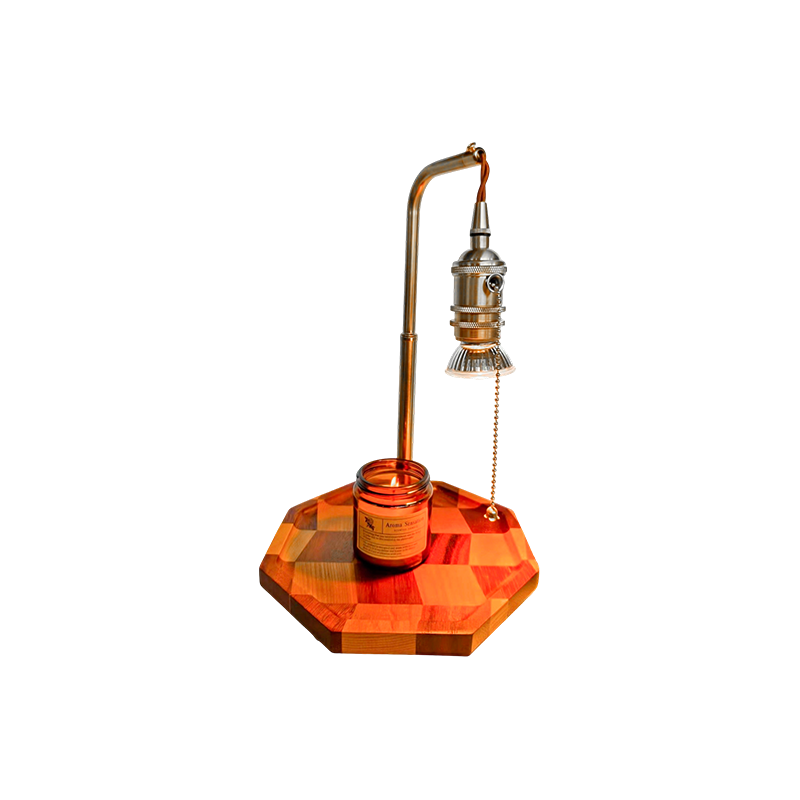 Retro Ljusvärmare Lampa Med Mässing Och Trä - Gilded Dawn